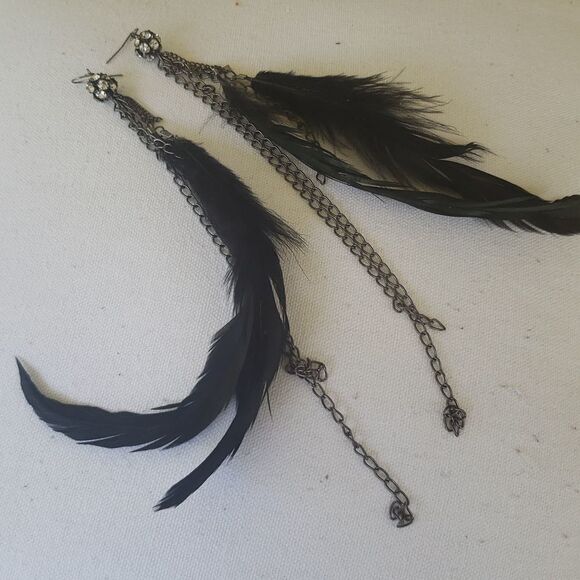 Exotic Feather Rhinestone Earring - Picture 2 of 3